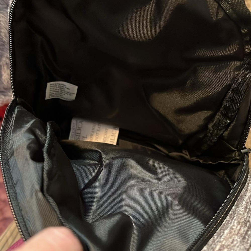 NWOT VS PINK Mini Ripstop Backpack - Picture 5 of 6